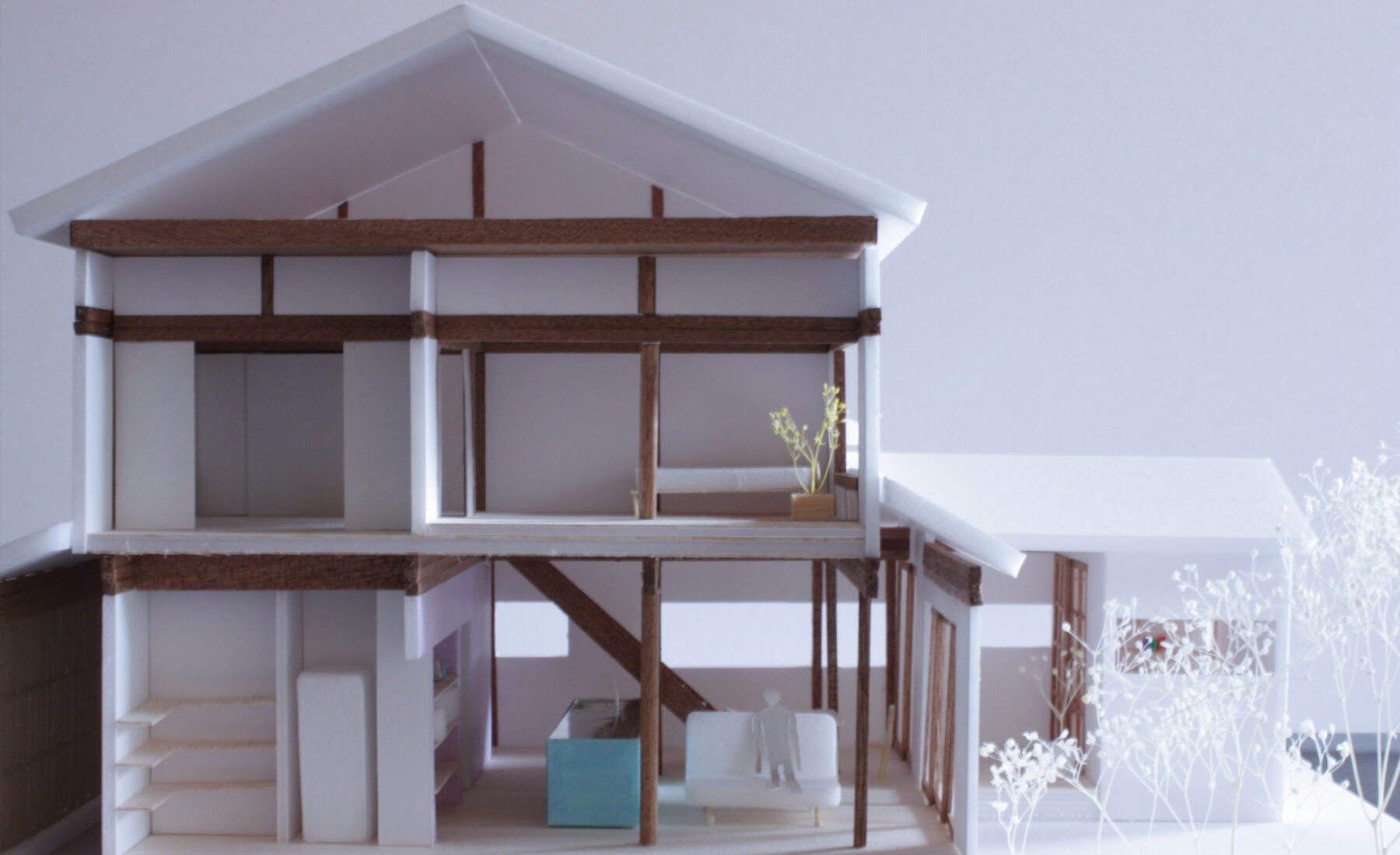 佐保路の家｜外は町家の意匠を復原、中は現代的に改修