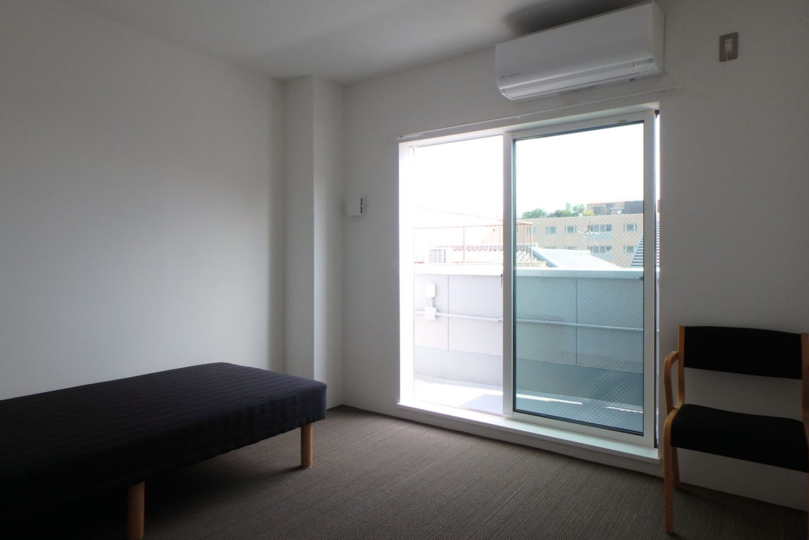 3Fシェアハウス居室。南向きの部屋。